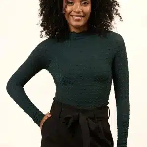 Top Leona Lofty Manner