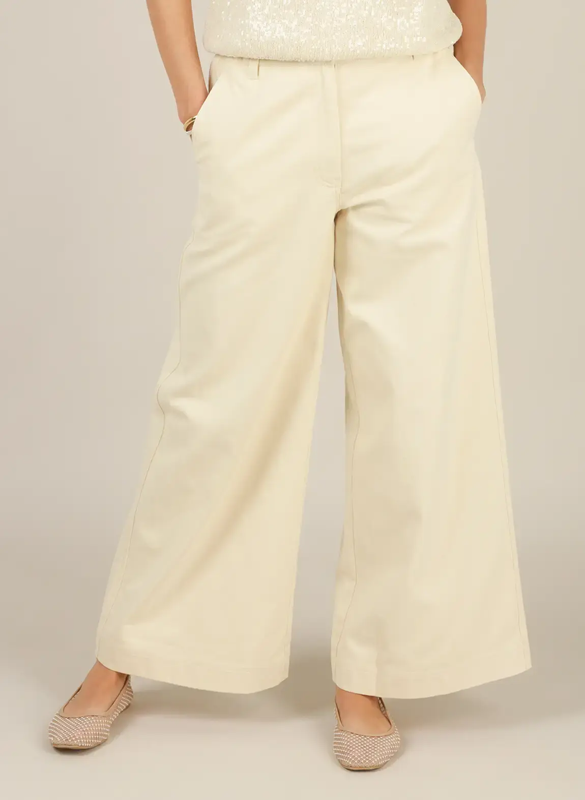 Broek Ilaria wide fit naturel tint Yest