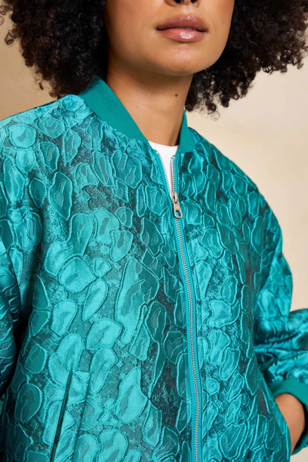 Jacket Alvee Teal jasje met ronde hals Lofty Manner