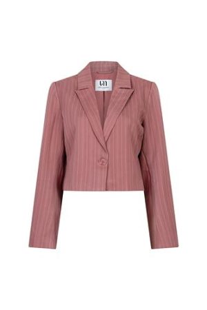 Blazer Norelle is een mauve pink blazer Lofty Manner