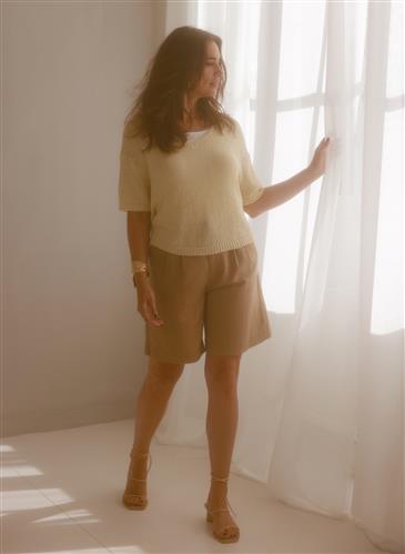 Short Mia Summer Taupe 55% linnen  Yest