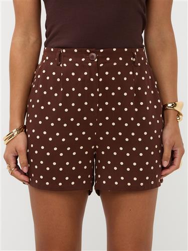 Short Adeline browm Regular Ydence