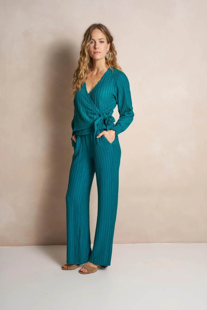 Top Cirelle teal top met overslag en V-hals Lofty manner