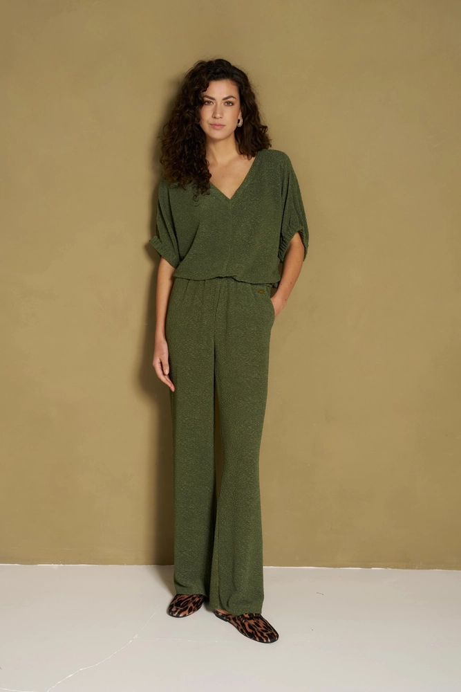 Pant Mea mid rise relaxed army green  Lofty manner
